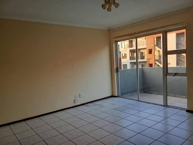 2 Bedroom Property for Sale in Vorna Valley Gauteng