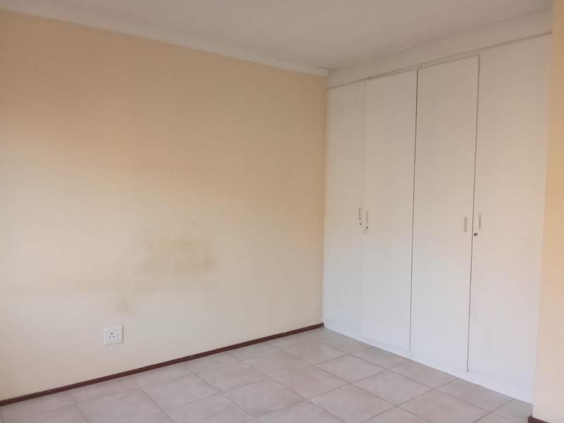 2 Bedroom Property for Sale in Vorna Valley Gauteng