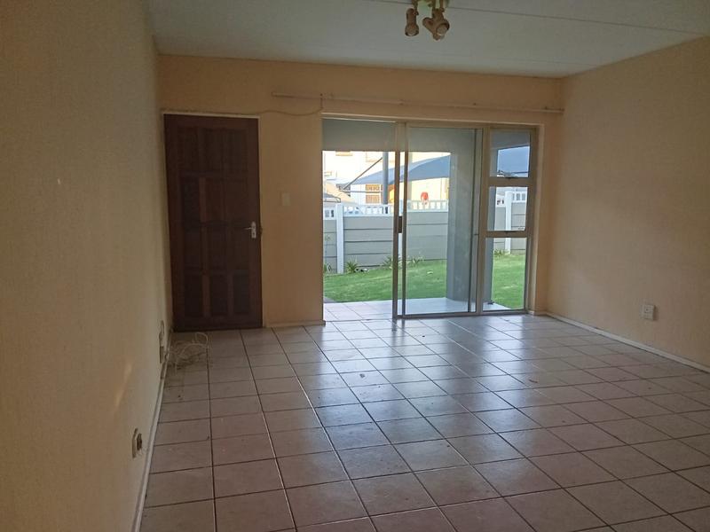 2 Bedroom Property for Sale in Vorna Valley Gauteng