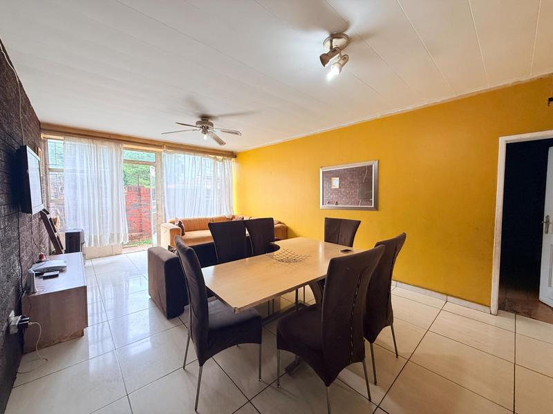 1 Bedroom Property for Sale in Germiston South Gauteng