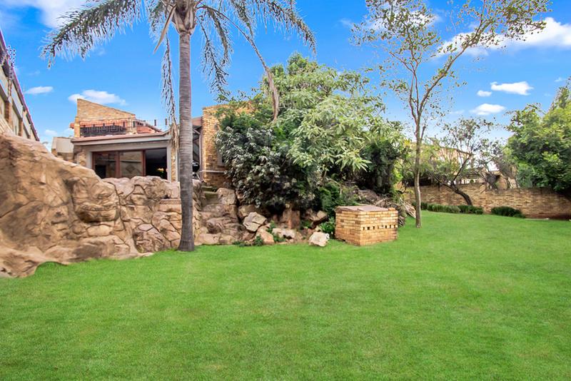 4 Bedroom Property for Sale in Noordheuwel Gauteng