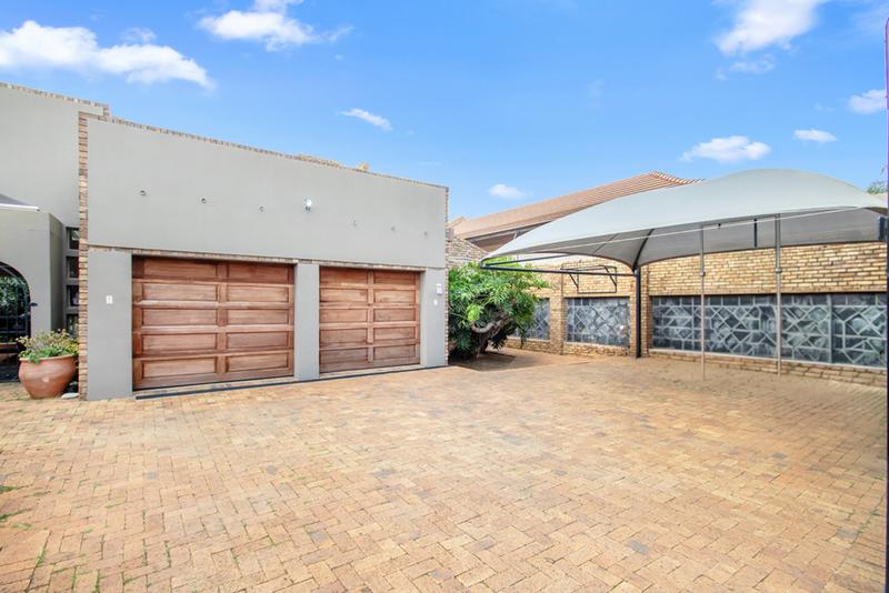 4 Bedroom Property for Sale in Noordheuwel Gauteng
