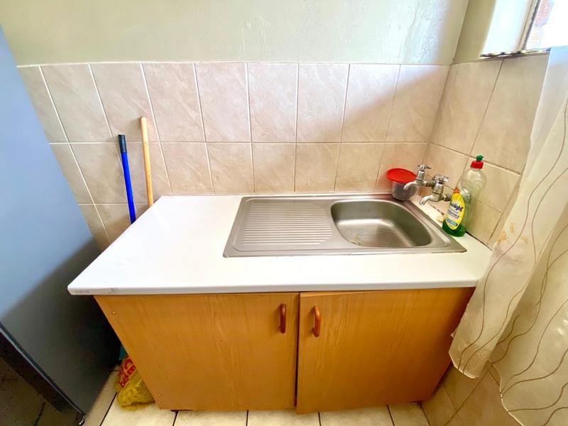 2 Bedroom Property for Sale in Florida Gauteng