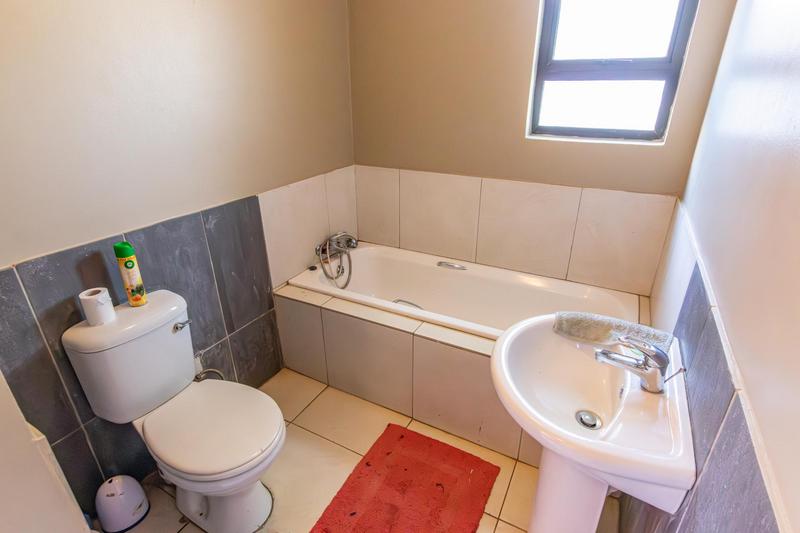 5 Bedroom Property for Sale in Willowbrook Gauteng