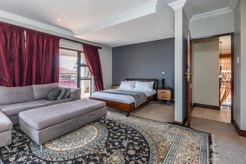 5 Bedroom Property for Sale in Willowbrook Gauteng