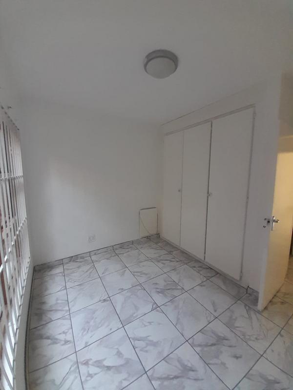 2 Bedroom Property for Sale in Bassonia Gauteng