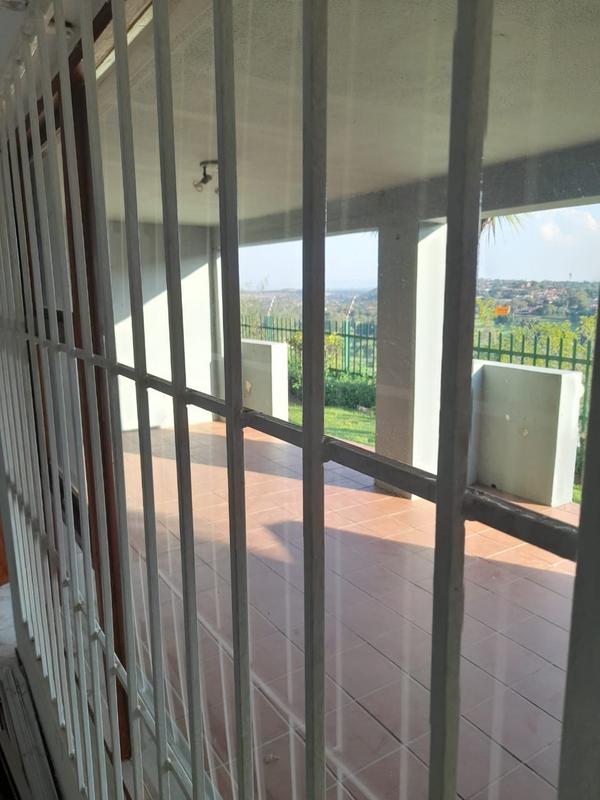 2 Bedroom Property for Sale in Bassonia Gauteng
