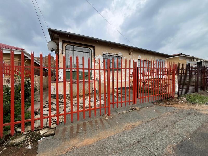 5 Bedroom Property for Sale in Rosettenville Gauteng