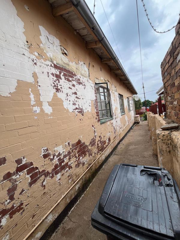 5 Bedroom Property for Sale in Rosettenville Gauteng