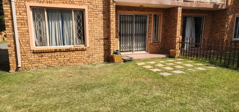 2 Bedroom Property for Sale in Rosettenville Gauteng