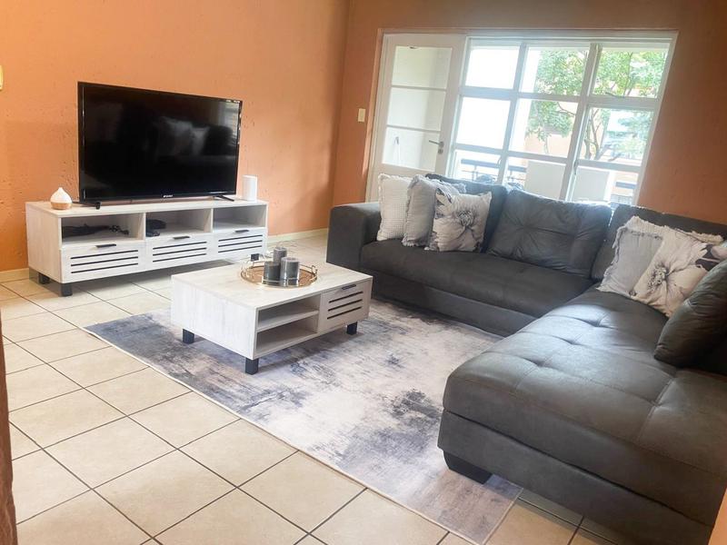 To Let 2 Bedroom Property for Rent in Lonehill Gauteng