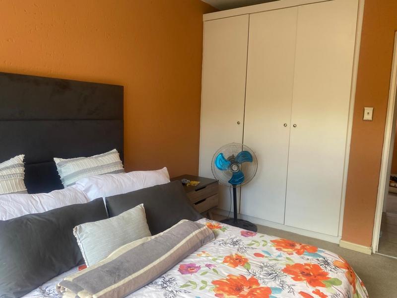 To Let 2 Bedroom Property for Rent in Lonehill Gauteng
