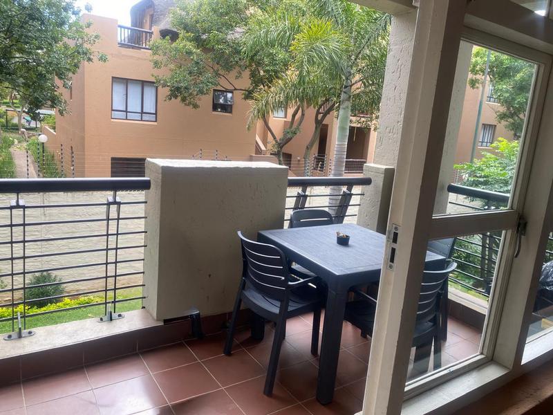 To Let 2 Bedroom Property for Rent in Lonehill Gauteng