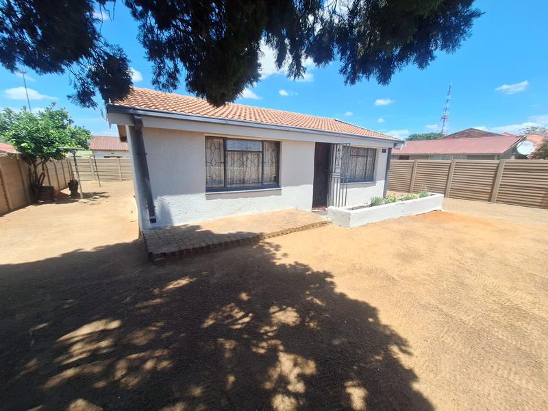 2 Bedroom Property for Sale in Mabopane Gauteng