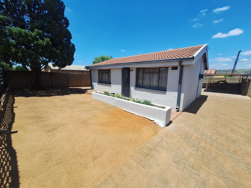 2 Bedroom Property for Sale in Mabopane Gauteng