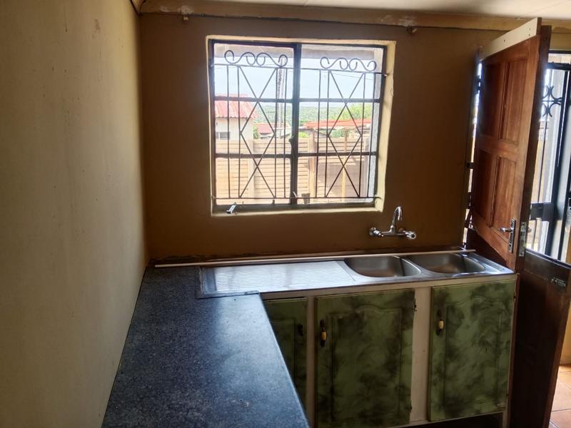 2 Bedroom Property for Sale in Mabopane Gauteng