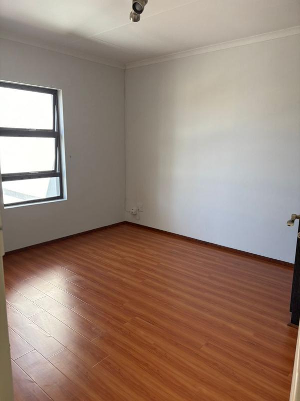 2 Bedroom Property for Sale in Crystal Park Gauteng