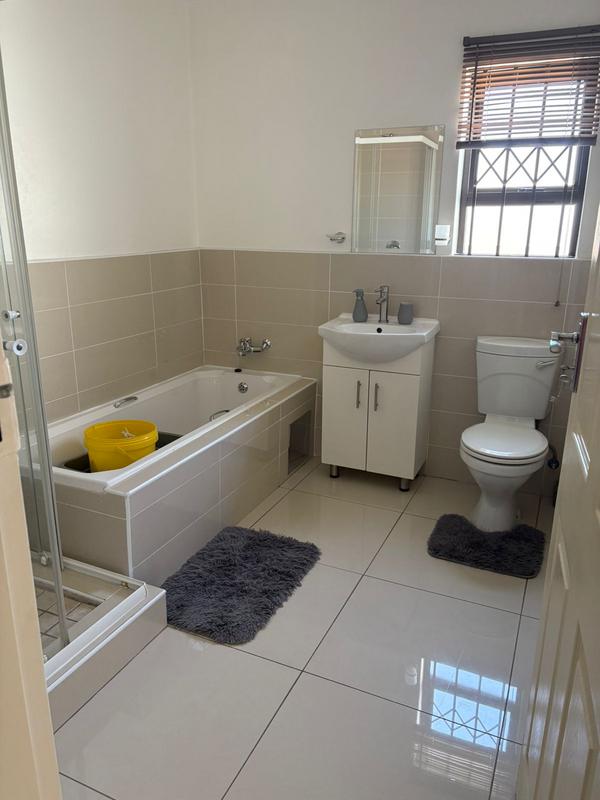 2 Bedroom Property for Sale in Crystal Park Gauteng