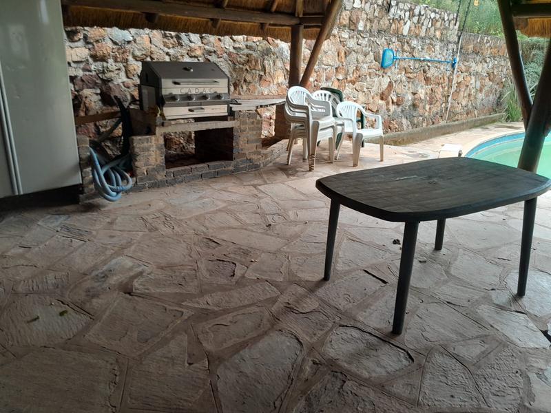 5 Bedroom Property for Sale in Cyrildene Gauteng