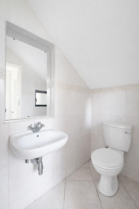 To Let 4 Bedroom Property for Rent in Waterkloof Ridge Gauteng