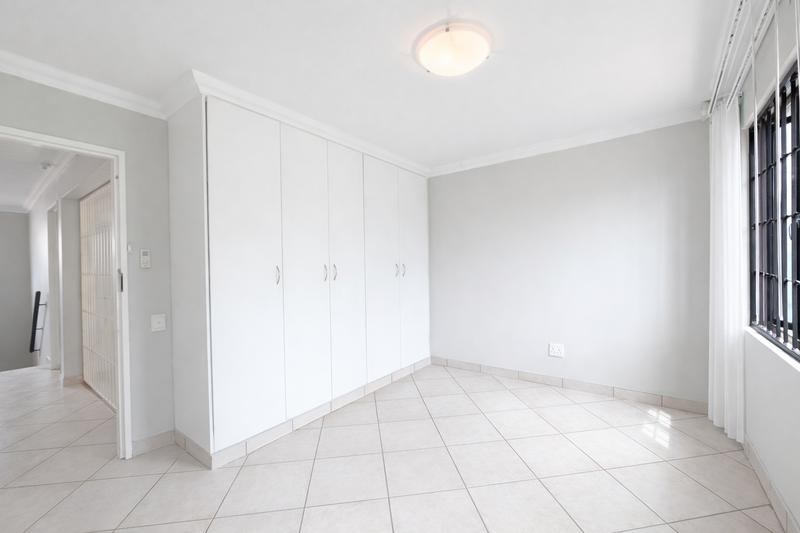 To Let 4 Bedroom Property for Rent in Waterkloof Ridge Gauteng