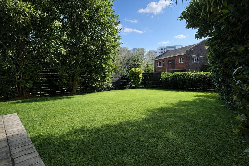 3 Bedroom Property for Sale in Ashlea Gardens Gauteng