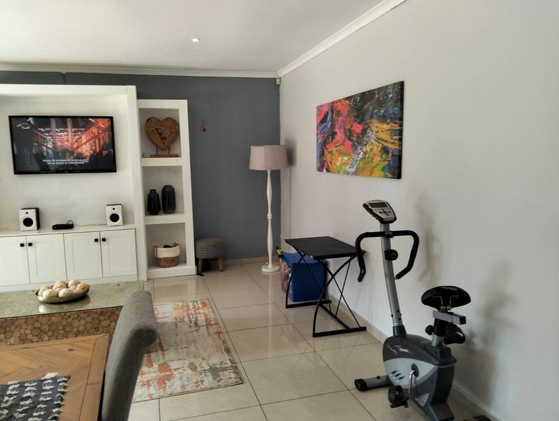 4 Bedroom Property for Sale in Brackenhurst Gauteng