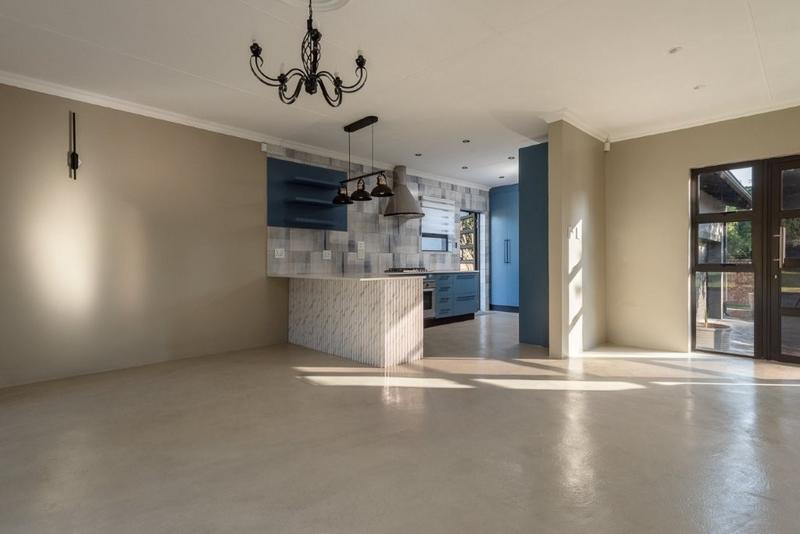 3 Bedroom Property for Sale in Brackenhurst Gauteng