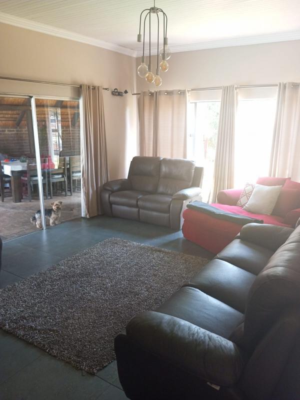 4 Bedroom Property for Sale in Petersfield Gauteng