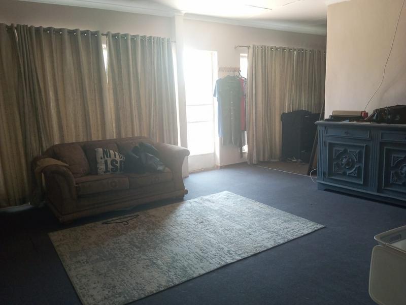 4 Bedroom Property for Sale in Petersfield Gauteng