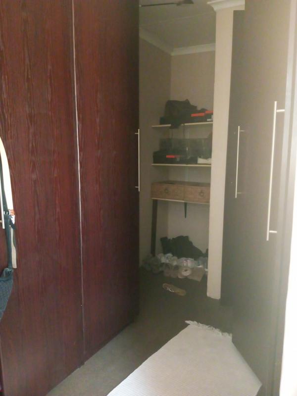 4 Bedroom Property for Sale in Petersfield Gauteng