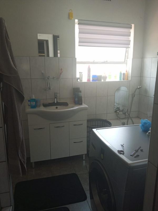 4 Bedroom Property for Sale in Petersfield Gauteng