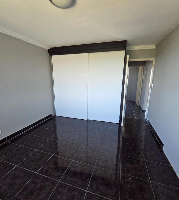 2 Bedroom Property for Sale in Ridgeway Gauteng