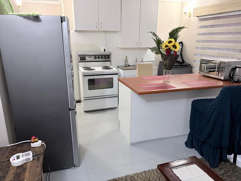 To Let 1 Bedroom Property for Rent in Blairgowrie Gauteng