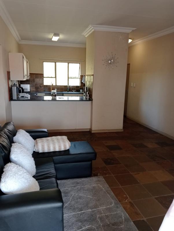 To Let 1 Bedroom Property for Rent in Weltevreden Park Gauteng