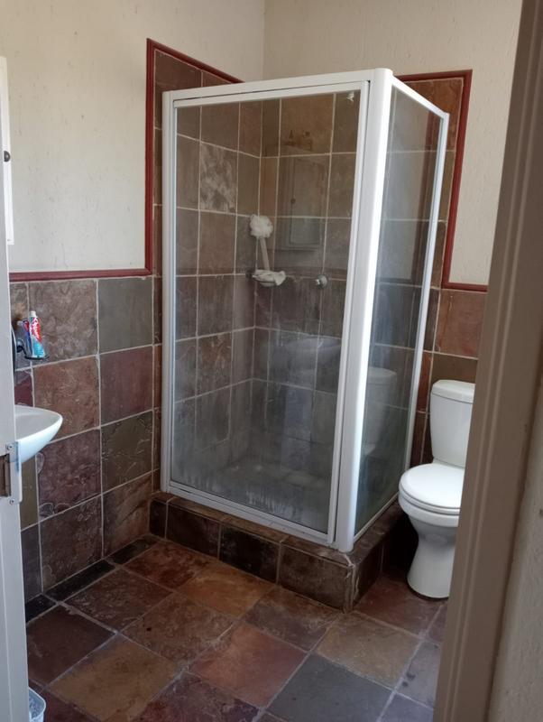 To Let 1 Bedroom Property for Rent in Weltevreden Park Gauteng