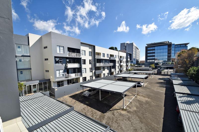 To Let 2 Bedroom Property for Rent in Sandown Gauteng