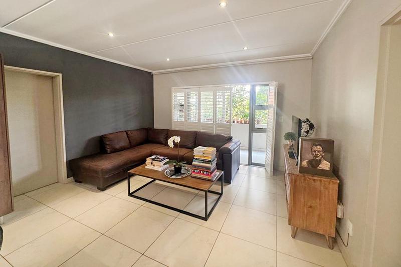 To Let 2 Bedroom Property for Rent in Sandown Gauteng