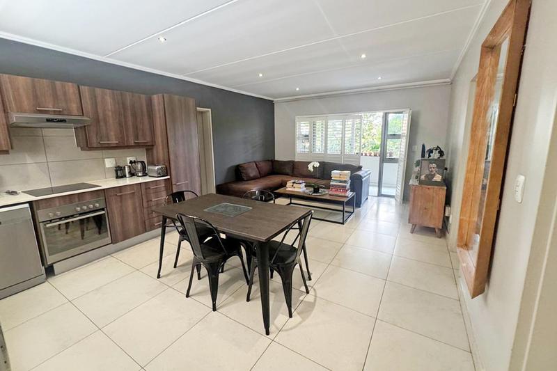 To Let 2 Bedroom Property for Rent in Sandown Gauteng