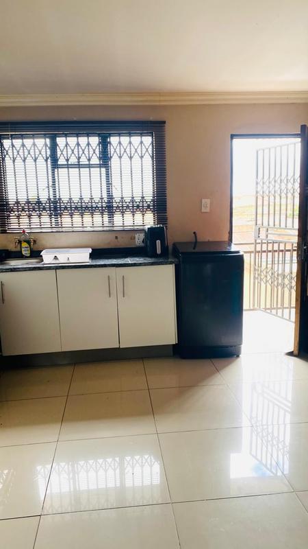 10 Bedroom Property for Sale in Tembisa Gauteng