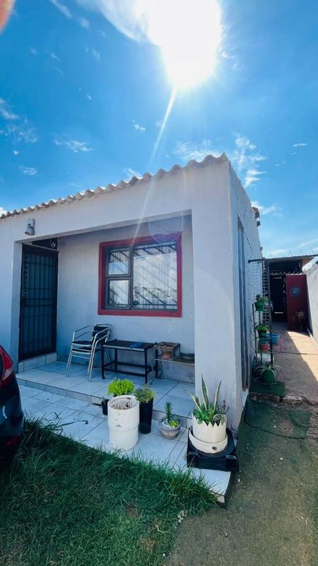 2 Bedroom Property for Sale in Eldorado Park Gauteng