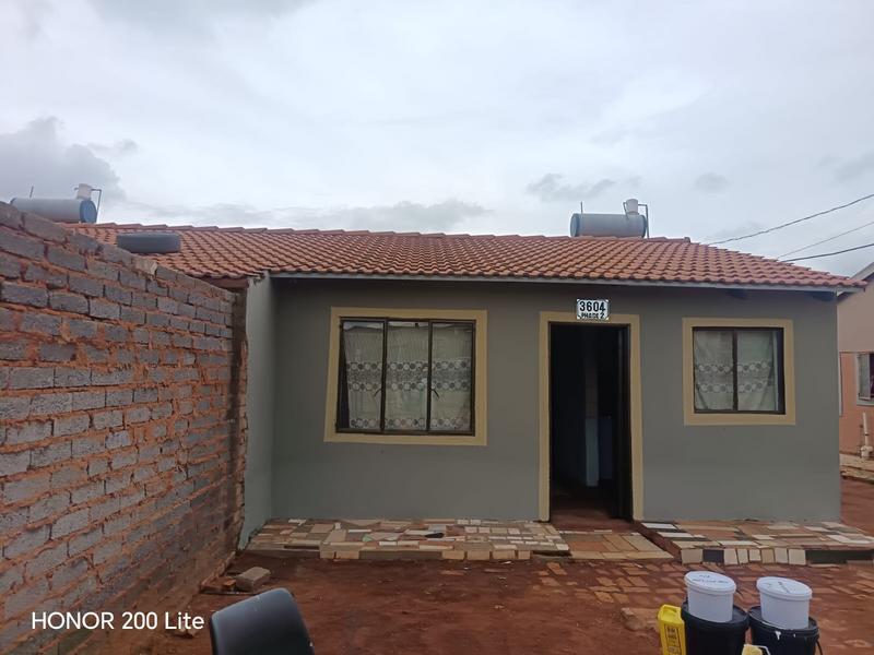 2 Bedroom Property for Sale in Lehae Gauteng