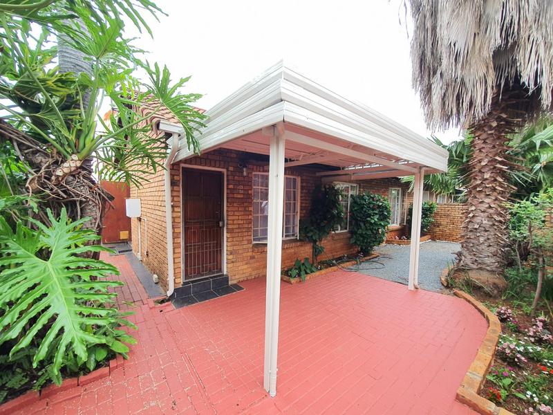 3 Bedroom Property for Sale in Hesteapark Gauteng