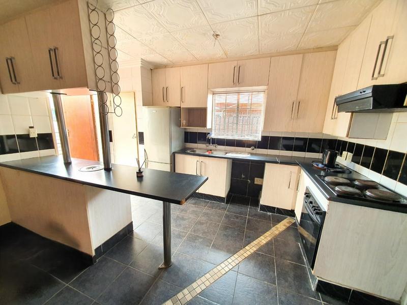 3 Bedroom Property for Sale in Hesteapark Gauteng