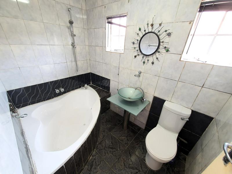 3 Bedroom Property for Sale in Hesteapark Gauteng