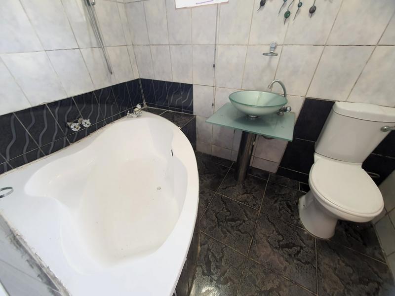 3 Bedroom Property for Sale in Hesteapark Gauteng