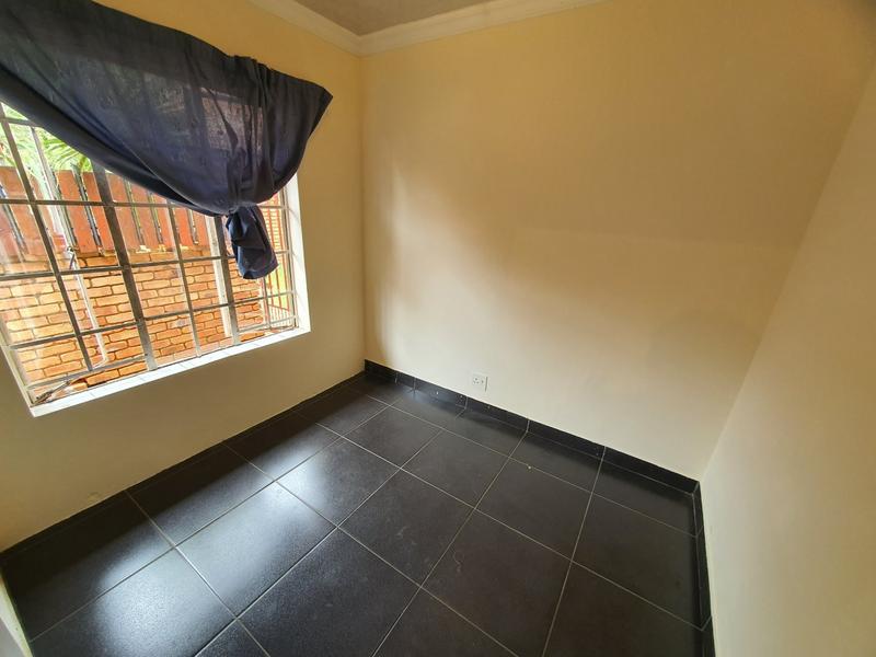 3 Bedroom Property for Sale in Hesteapark Gauteng