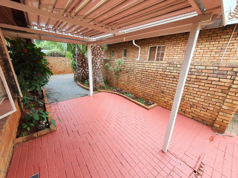 3 Bedroom Property for Sale in Hesteapark Gauteng