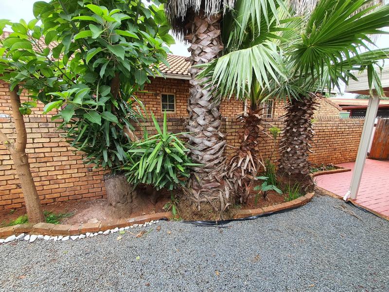 3 Bedroom Property for Sale in Hesteapark Gauteng