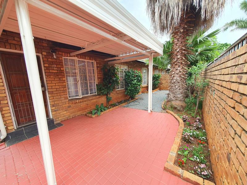 3 Bedroom Property for Sale in Hesteapark Gauteng